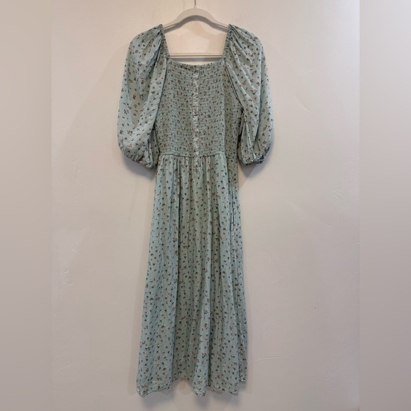 IVY CITY CO. Hazel Midi in Green Floral Smocked
Puff Sleeve Dress Size Small - Picture 6 of 8